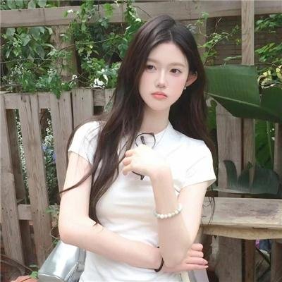 老虎装牙 海报